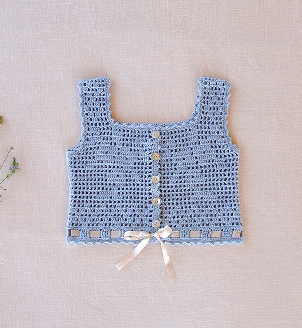 [IVER &amp; ISLA]Lace Crochet Camisole - Bluebell